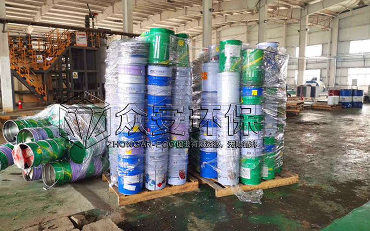 油漆桶破碎機(jī)，輕松解決廢舊桶處理